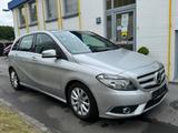 Mercedes-Benz B 180 CDI Sitzheizung Navi Tempomat - Mercedes-Benz B-Klasse Gebrauchtwagen in Bielefeld