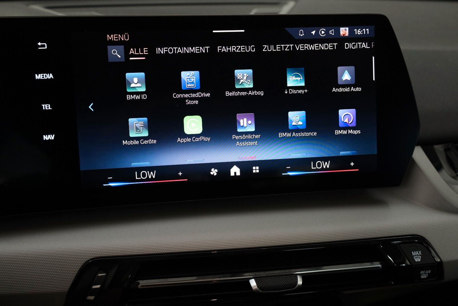 Fahrzeugabbildung BMW iX2 20 eDrive,Navi,LED,SH,Kamera,Ausparkassist