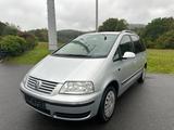 Volkswagen Sharan 1.9TDI ASZ 1. HAND Sondermodell - Volkswagen Sharan mit Diesel-Antrieb: Kleinbus, 1.9