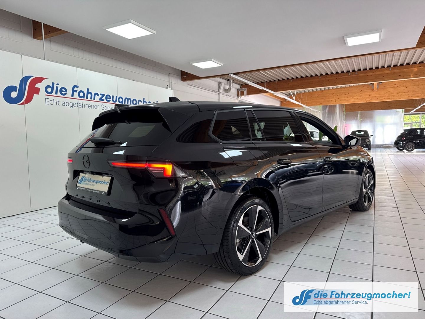 Fahrzeugabbildung Opel Astra L Sports Tourer GS Digitales Cockpit 360 K