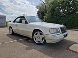 Mercedes-Benz E 220 Coupé - gebrauchte Mercedes-Benz E 220 aus dem Jahr 1996