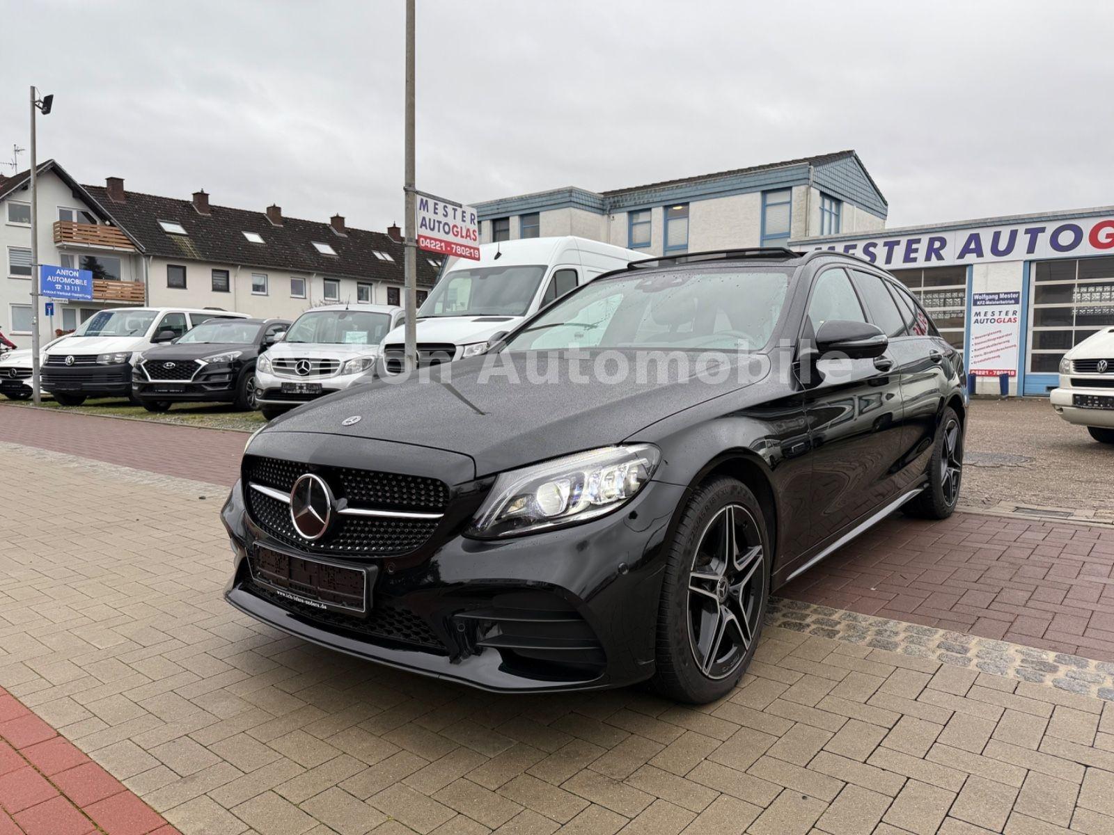 Mercedes-Benz C 300 T de AMG/Panorama/Night/Multibeam/360°