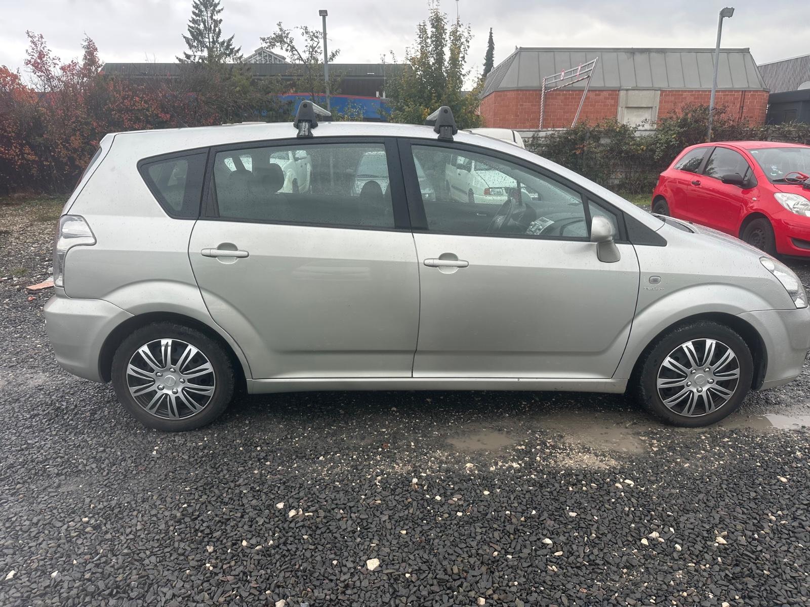 Toyota Corolla Verso 2005 — photo 6