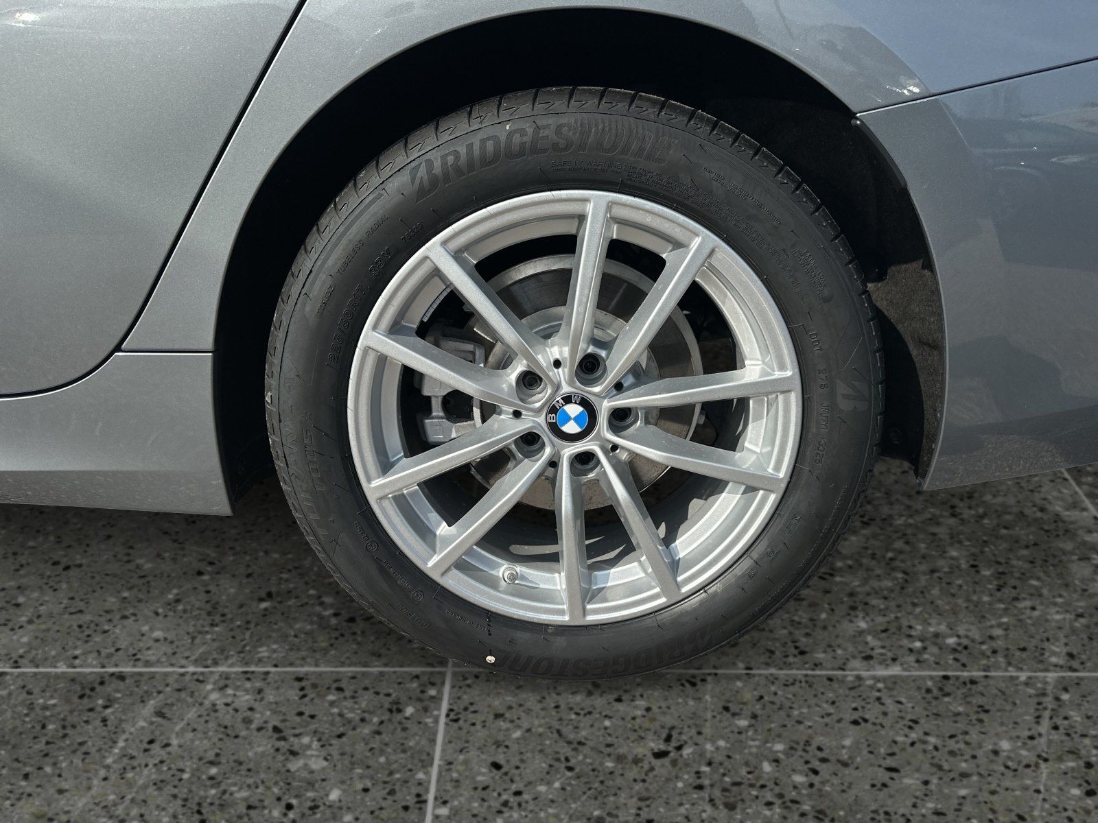BMW 320 - Bild 6