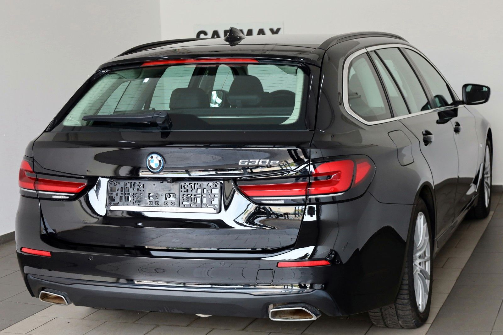 Fahrzeugabbildung BMW 530 e Touring,Leder,Navi,LED,SH,Kamera,HUD