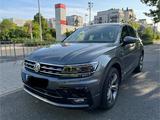 Volkswagen Tiguan 2.0 TDI SCR 140kW DSG 4MOTION R-LINE - Volkswagen Tiguan: TDI 140