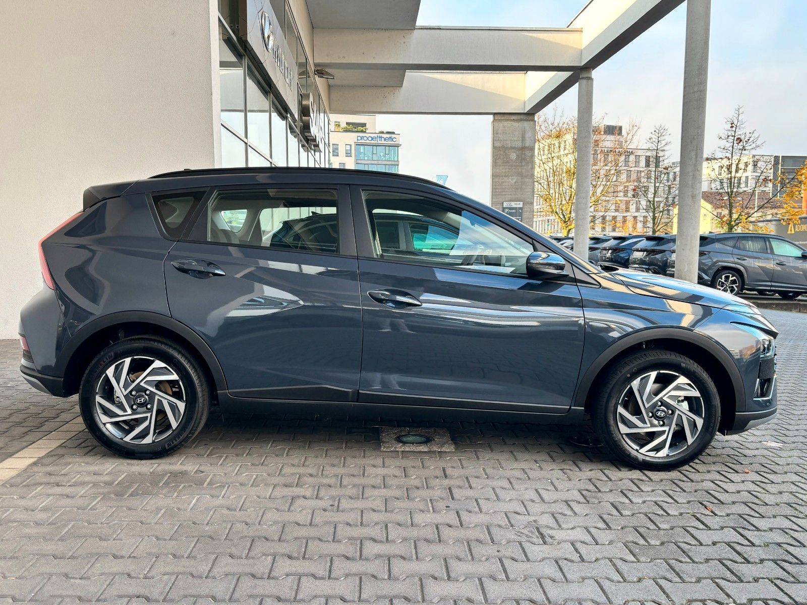 Fahrzeugabbildung Hyundai Bayon 1.0 T-GDI Trend Kamera,LED,Navi,SHZ,PDC
