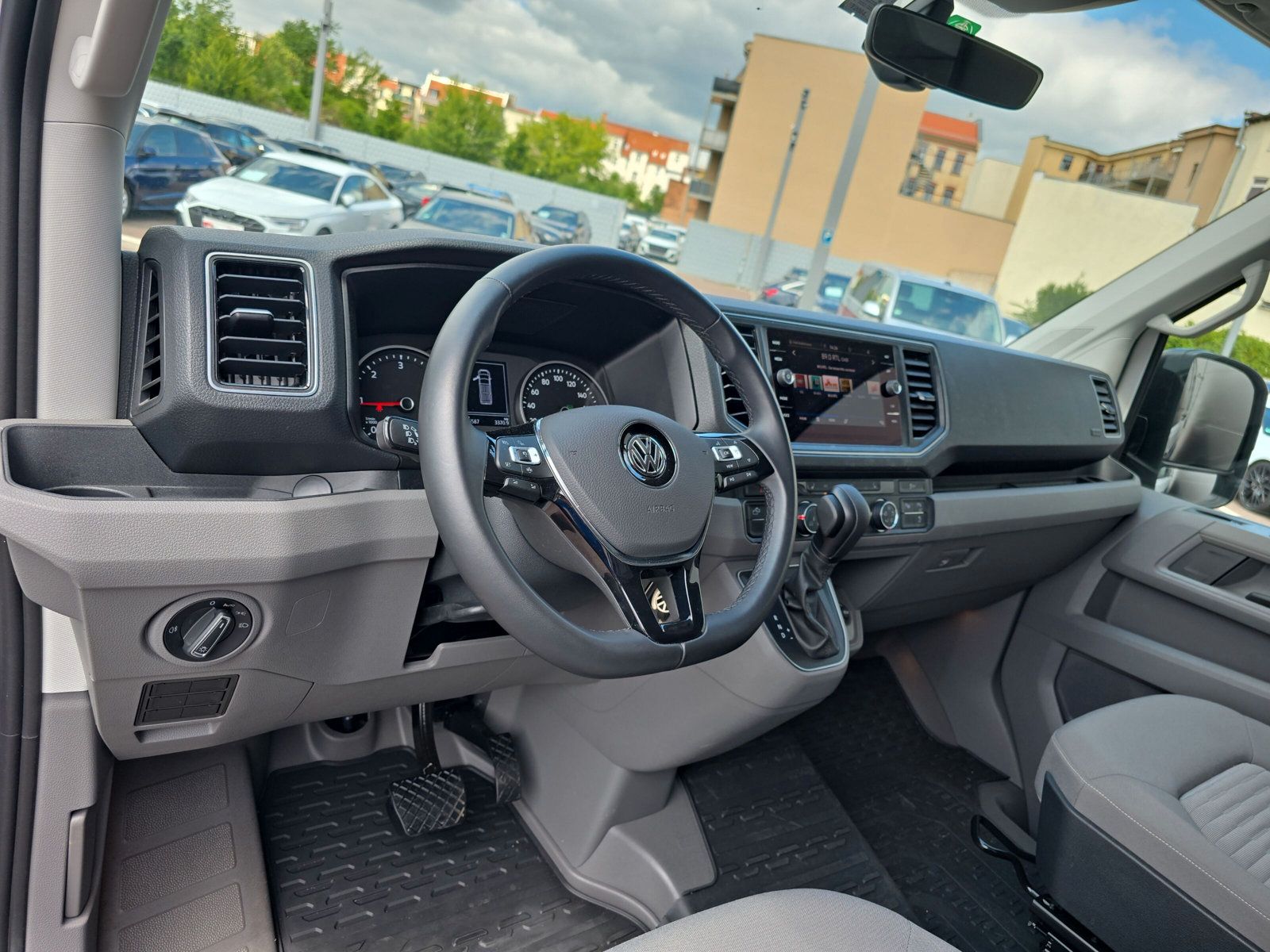 Fahrzeugabbildung Volkswagen Grand California 680 DSG LED STANDHZG AHK