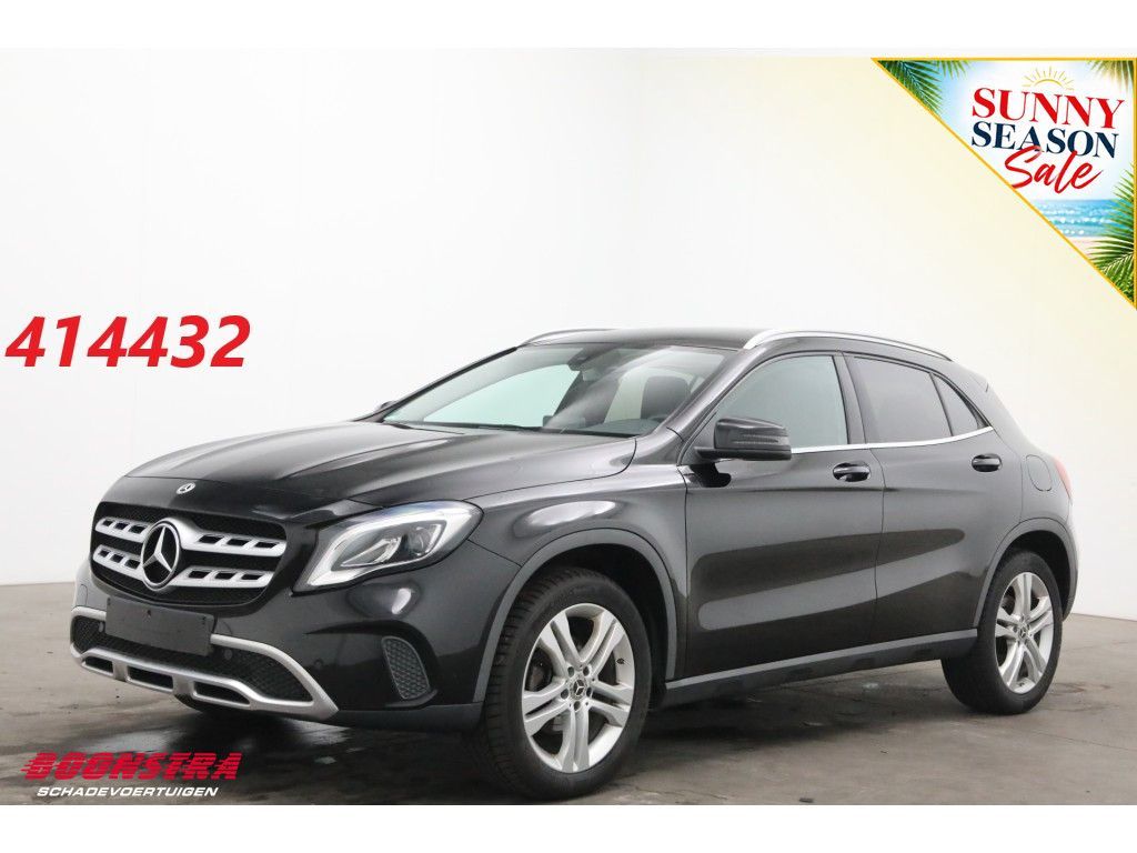 MERCEDES-BENZ GLA 220 d 4Matic 7G-Tronic Navi klima Cruise kam