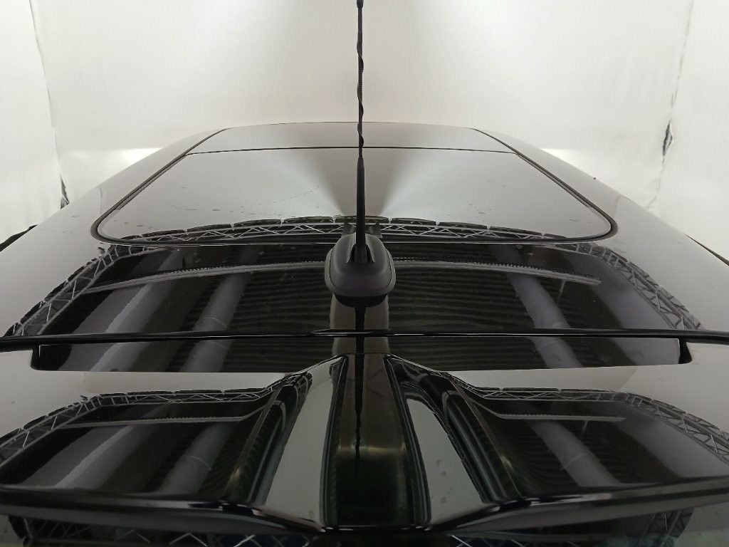 Fahrzeugabbildung MINI Cooper C JCW Trim Paket-XL Pano H&k 360° HuD