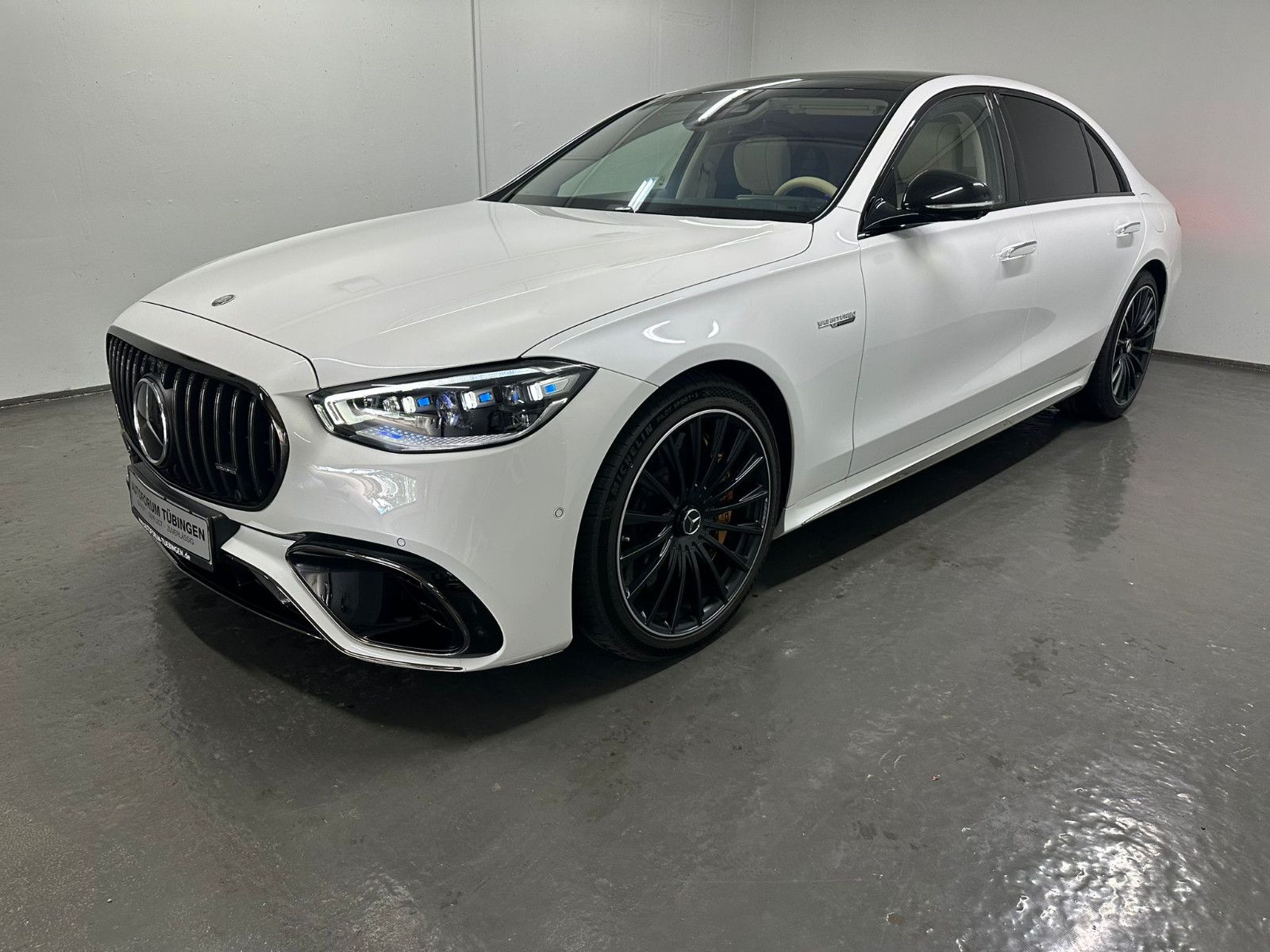 Fahrzeugabbildung Mercedes-Benz S 63 E Performance L  *KERAMIK*PANORAMA*TV*