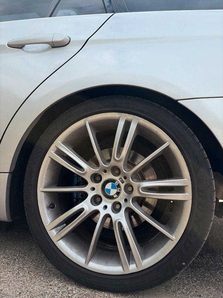 BMW 325 2006 — photo 5