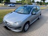 Peugeot PEUGEOT 206 - gebrauchte Peugeot 206 aus dem Jahr 2000