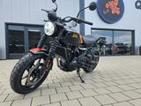 Royal Enfield Guerrilla 450 playa black - ENDURO VON 251 BIS 500 CCM