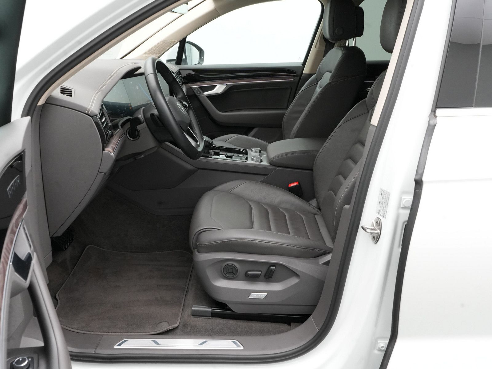 Volkswagen Touareg - Bild 13