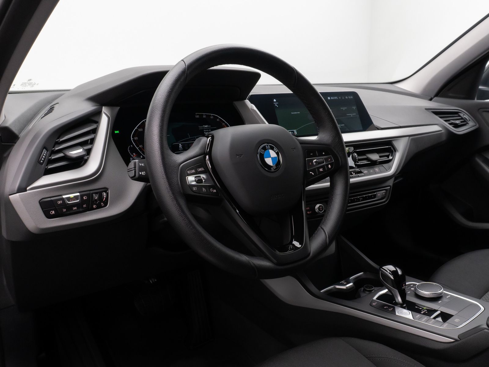 Fahrzeugabbildung BMW 118d DAB CockPitPro PDC LED Geschwindigkeitsreg.
