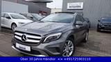 Mercedes-Benz GLA 220 d 7G-DCT 4Matic Score*PANO*LEDER*AHK*XEN - Mercedes-Benz GLA 220: Limousine
