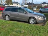 Volkswagen Passat B7 Variant 2.0 TDI 140 PS - Volkswagen Passat: Ps 140