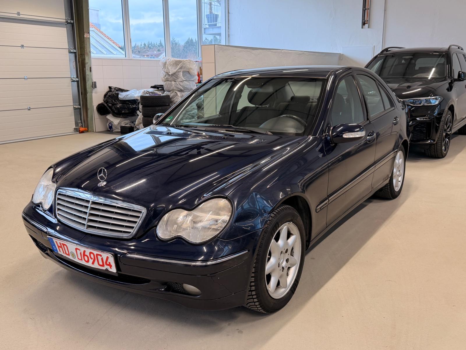 Mercedes-Benz C 240 - Automatik-AHK-Tempo-Allwetter-12/26