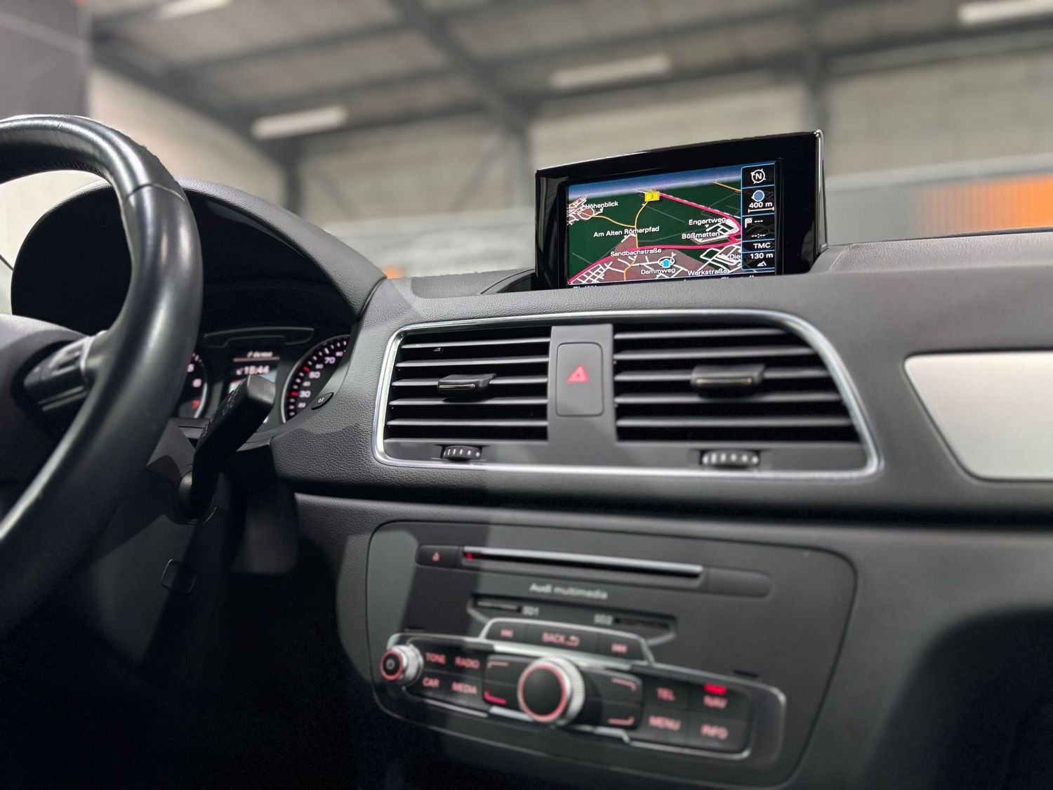 Fahrzeugabbildung Audi Q3 1.4 TFSI #LED#AHK#PDC#Keyless