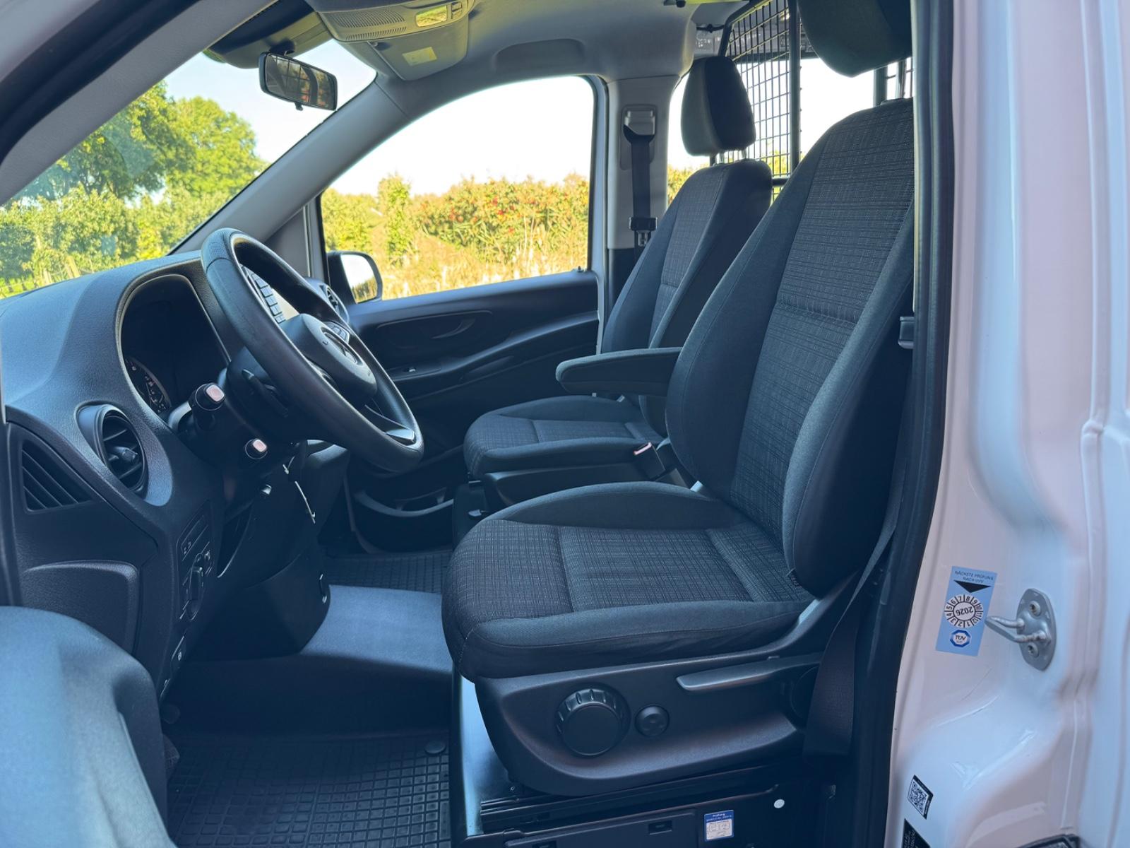 Mercedes-Benz Vito Mixto 114 lang 4MATIC Kasten Büro Camper St