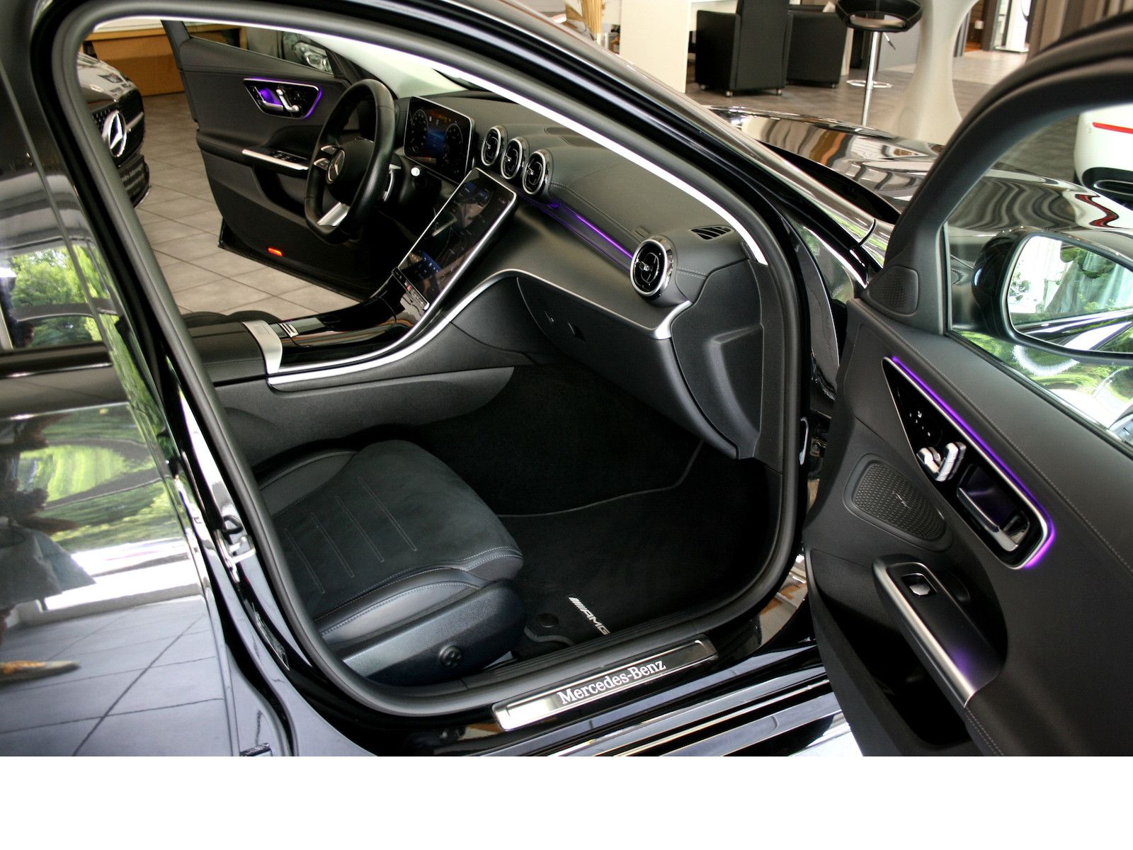 Fahrzeugabbildung Mercedes-Benz C 180 T AMG *Night*Memory*Pano-Dach*Totwinkel