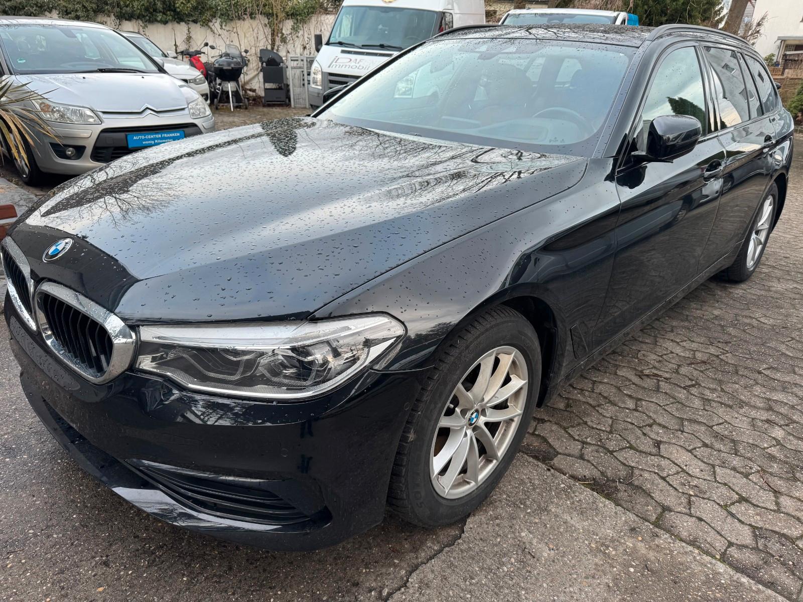 BMW 520xd xDrive Sport Line Leder Navi Panorama