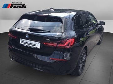 BMW 118i Sport Line DAB LED WLAN Komfortzg. PDC