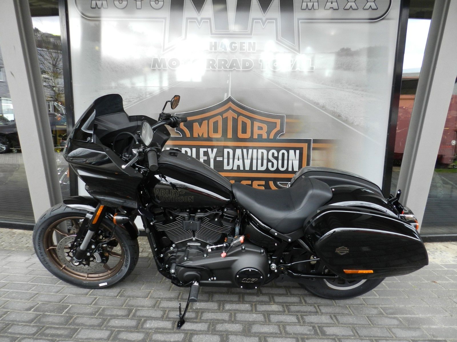 Fahrzeugabbildung Harley-Davidson Softail Low Rider ST MJ 2023