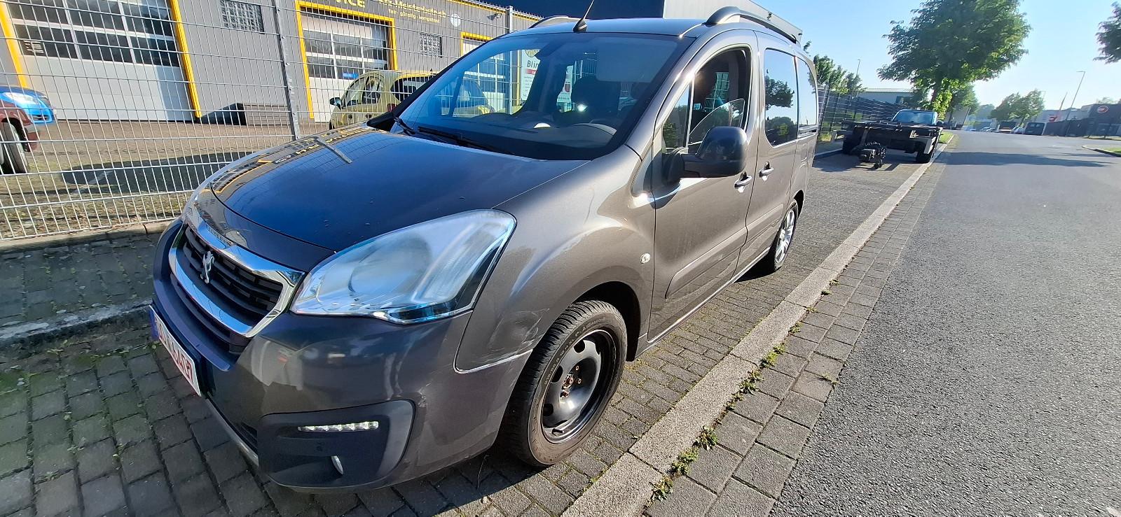 Peugeot Partner Tepee 1.2 Allure*1.Hand*Garantie*
