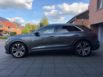 2018 AUDI Q8 — фото 2