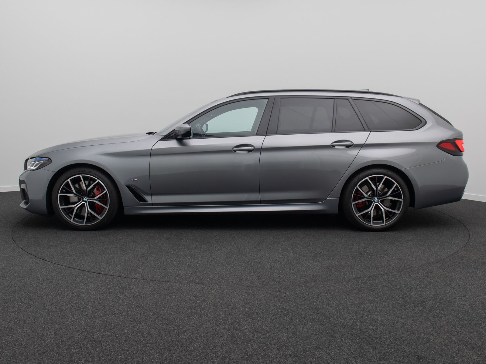 Fahrzeugabbildung BMW 540d xD M Sport Pro Kamera Laser HUD DAB H/K 19"