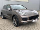 Porsche Cayenne 3.0 TDI/Bi-Xenon/R-Kam/AHK/Pano/Bose/Nav - Porsche: 3.0