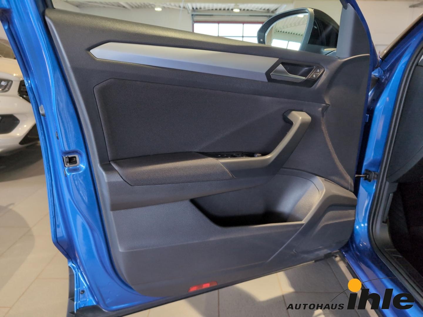 Volkswagen T-Roc Life 1,5 TSI R-FAHRKAMERA+ACC+LANEASSIS., миниатюра 10