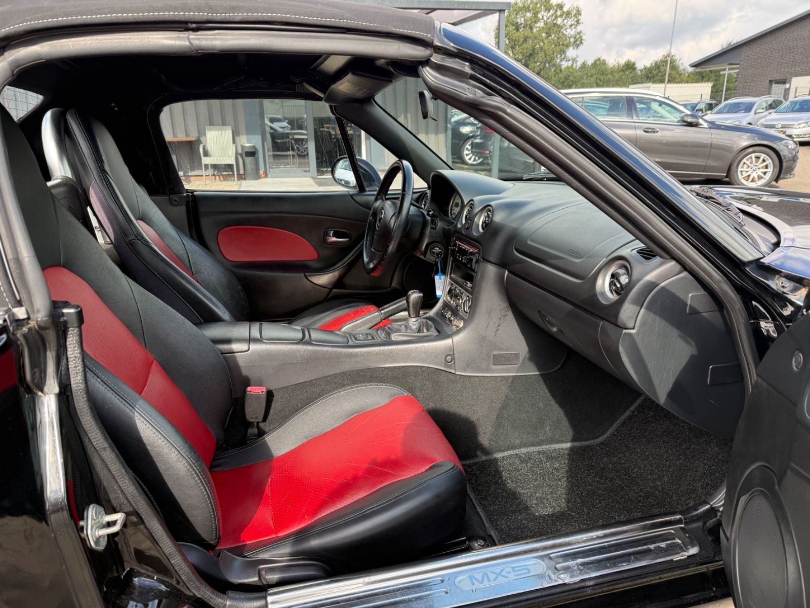 MX-5 1.6 16V*CABRIO*1.6-81 KW*TÜV BIS 06.2027