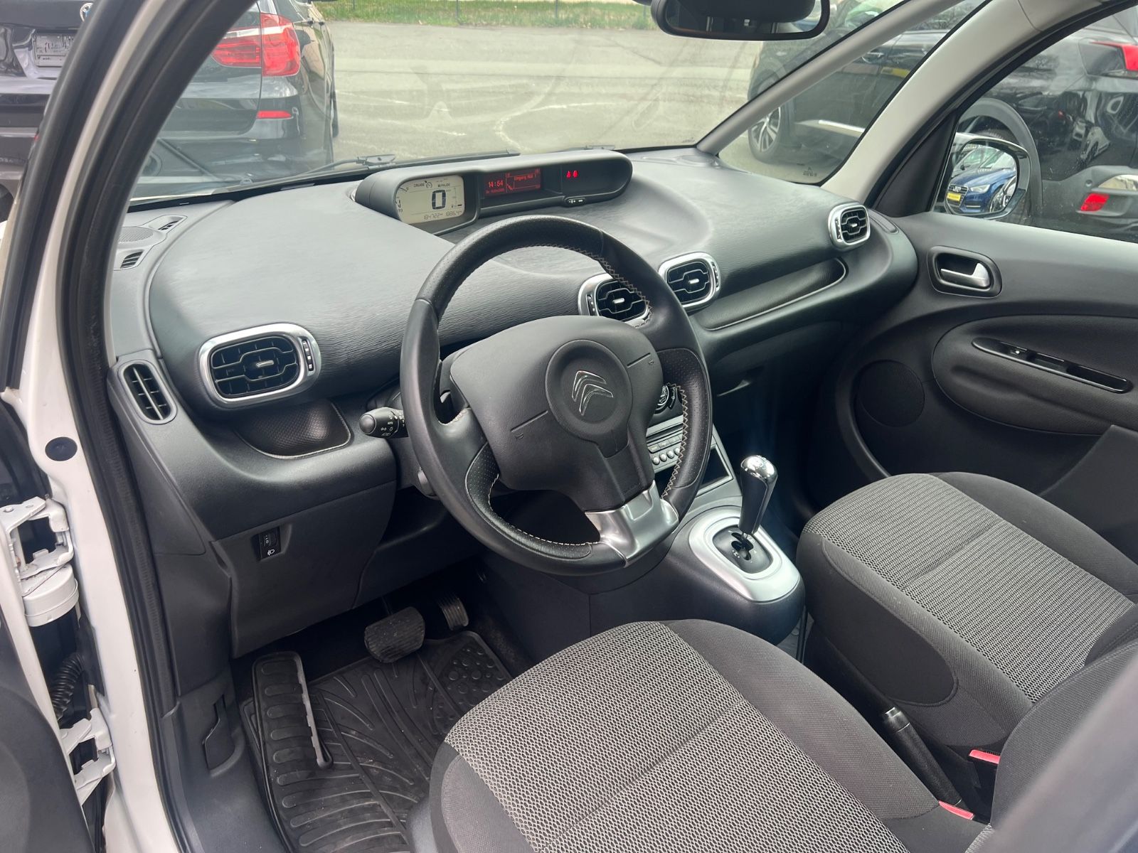 Fahrzeugabbildung Citroën C3 Picasso Selection * AUTOMATIK *SCHECKHEFT*