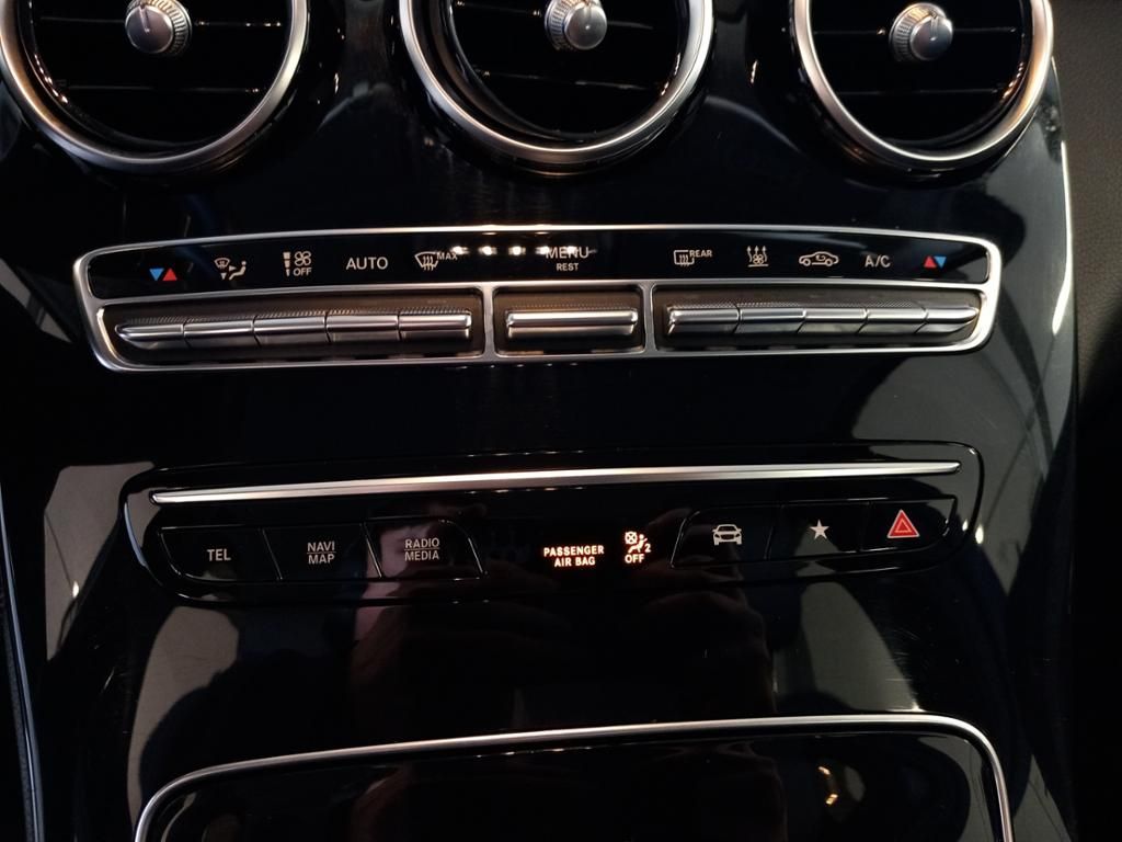 Fahrzeugabbildung Mercedes-Benz GLC 300 de 4MATIC LED*Keyless*PDC*SpurP*AHK*360°