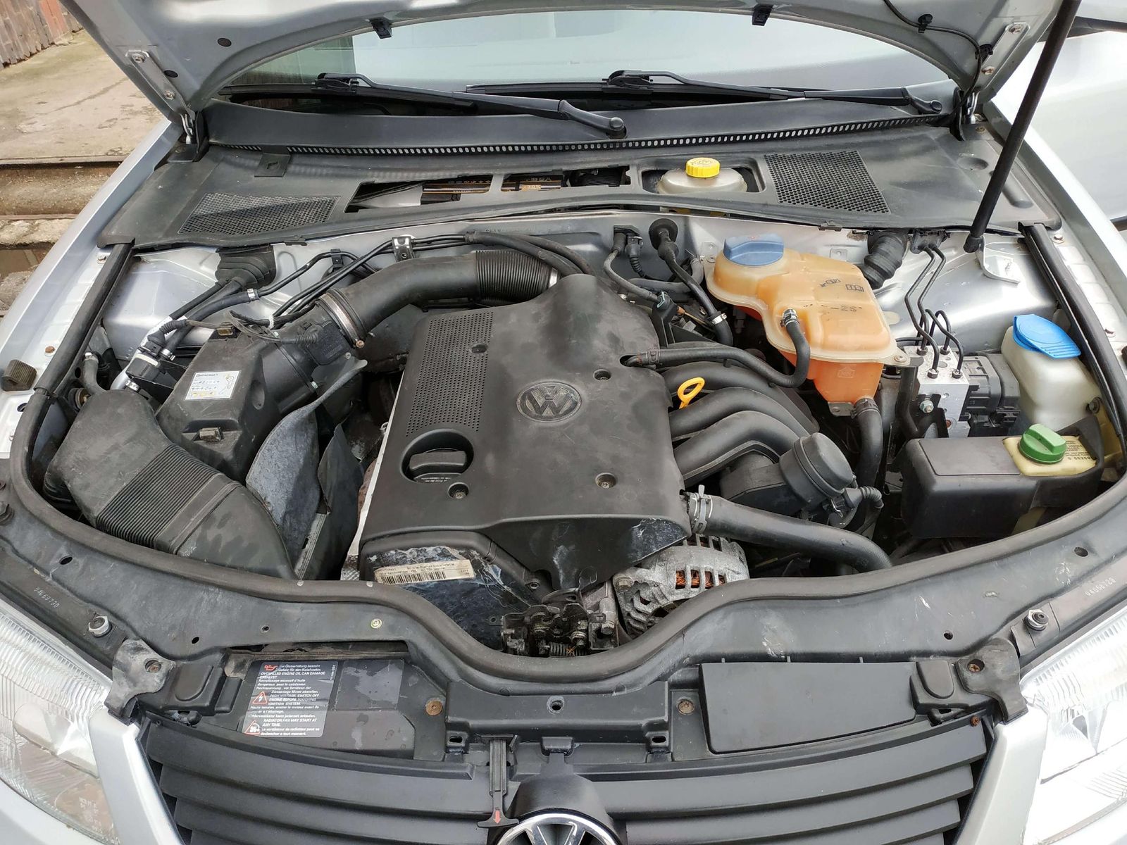 Passat Passat 1.6 Limousine / Automatik / TÜV NE – Bild 16