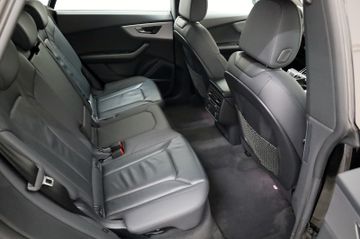 Audi Q8 - 12