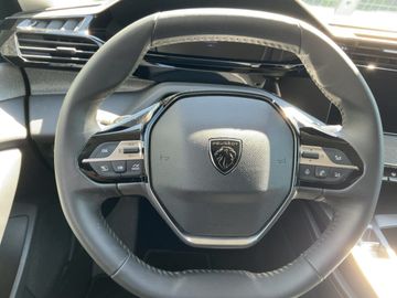 Peugeot 408 - 12