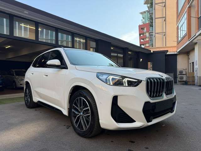 BMW X1 sdrive20i mhev 48V 170cv MSport auto imagem 3