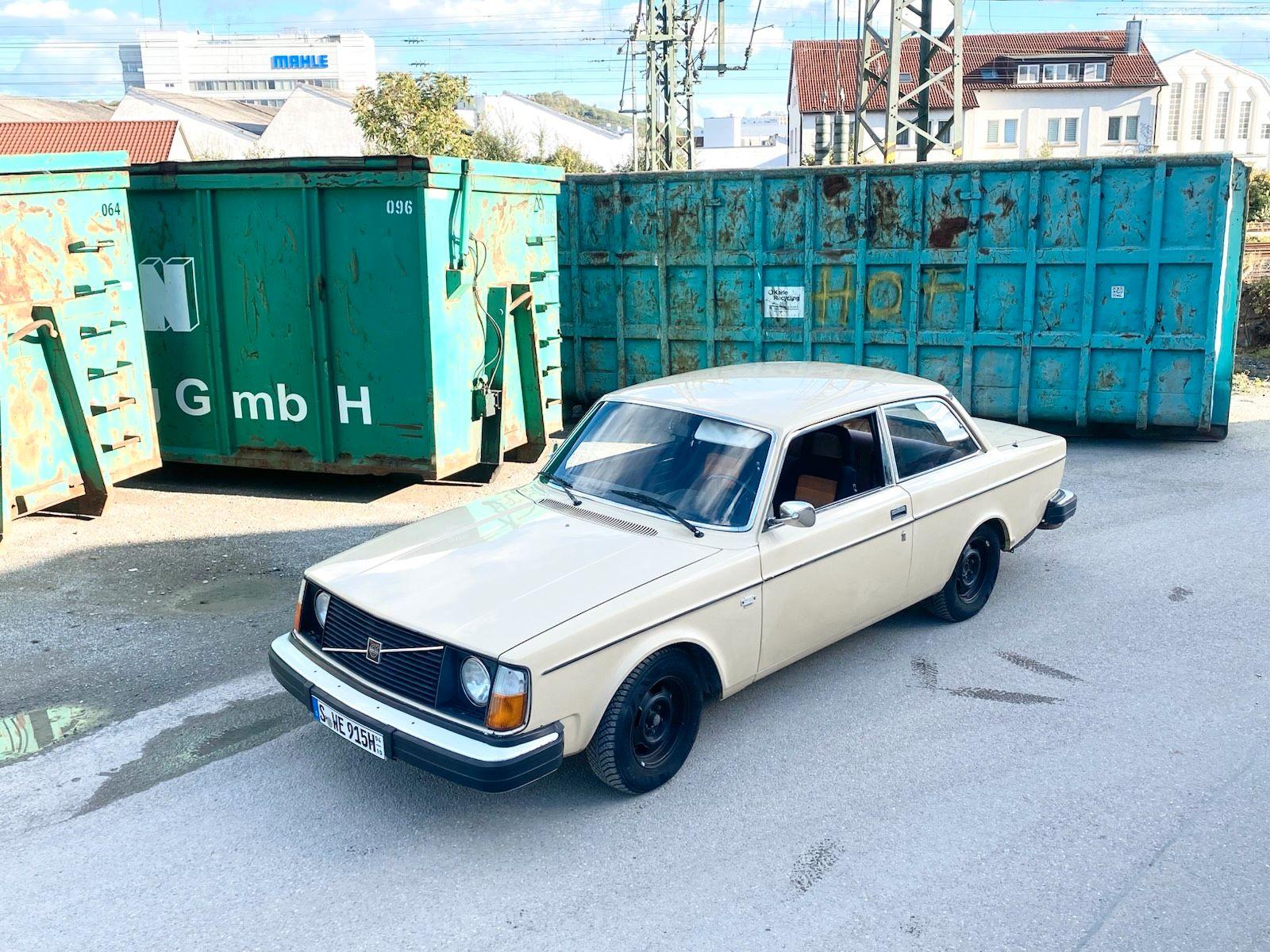 Volvo 240