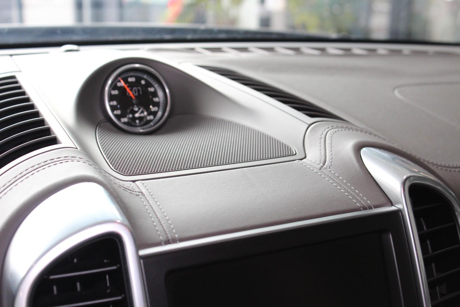 Porsche Cayenne S  ** PCCB ** Sport-Chrono
