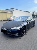 Tesla Model S P85 FreeSupCharge 21 Zoll Carbon - Tesla Model S aus 2014