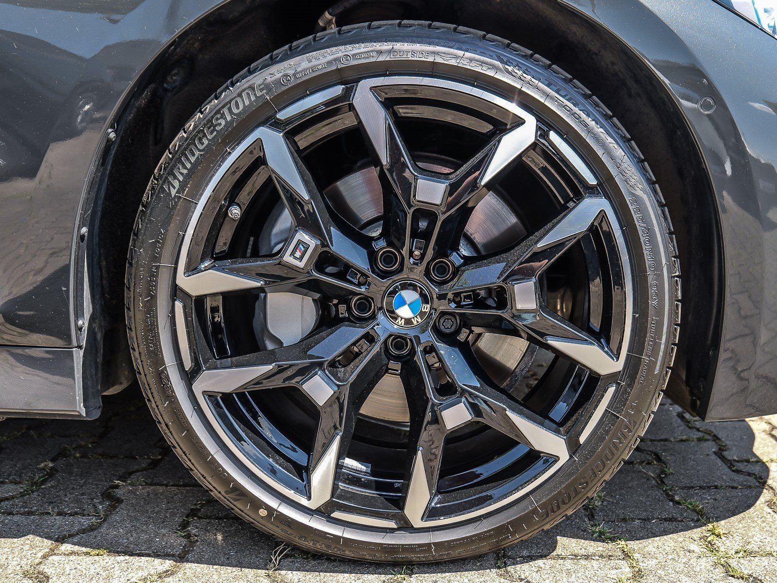 BMW 330 - Bild 4
