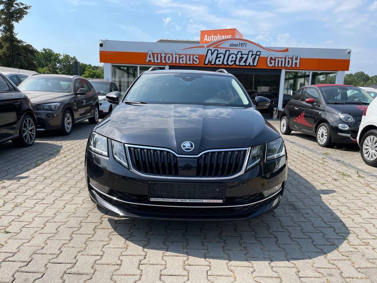 Fahrzeugabbildung SKODA Octavia 2.0 TDI  Style*StHz*Navi*SmartLink*ACC*