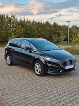 Ford S-Max 2,0 EcoBlue TITANIUM 360° AHK 8-fach Autom - Ford S-Max in Mönchengladbach