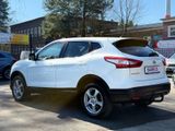 Nissan Qashqai 360°. Automatik , Neue Kette , Garantie - Nissan Gebrauchtwagen Berlin