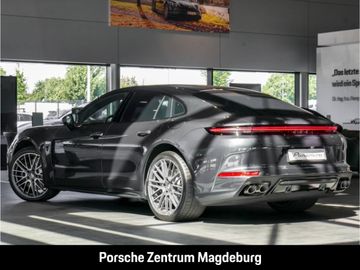Porsche Panamera - 3