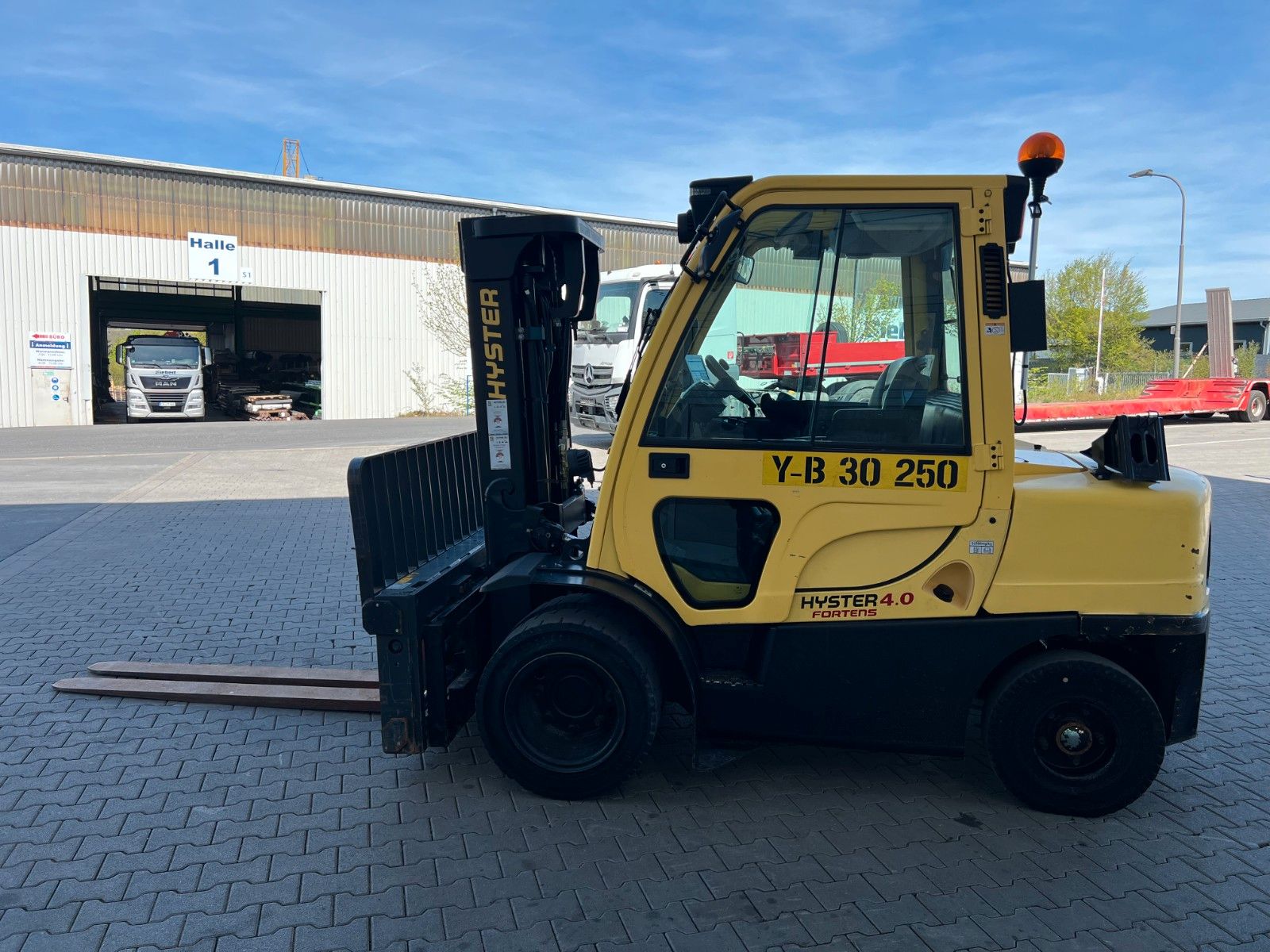 Fahrzeugabbildung Hyster H4.0 FT6 / Verstellgerät / HH:4.42m / nur 2.148h